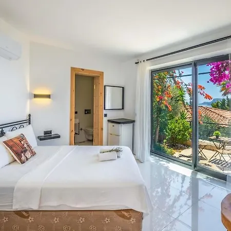 Jasmine Peninsula Vila *