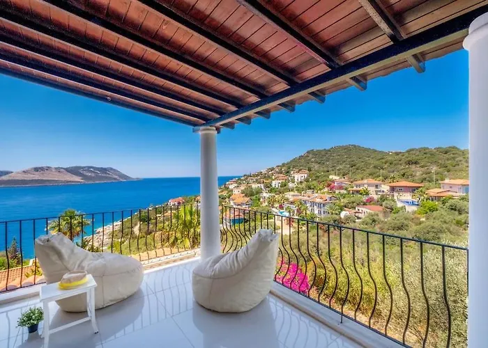 فيلة Jasmine Peninsula