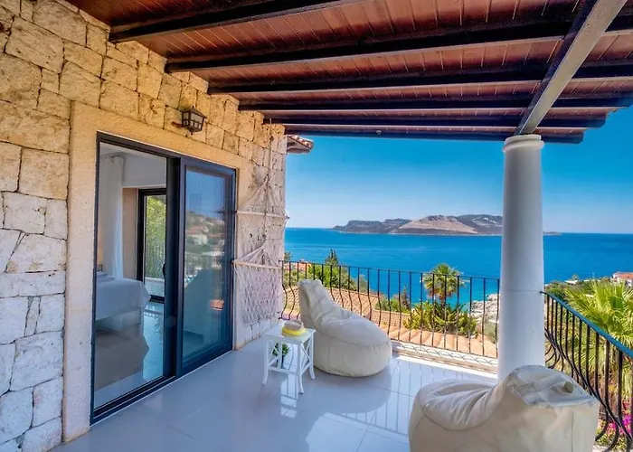 Jasmine Peninsula كاس