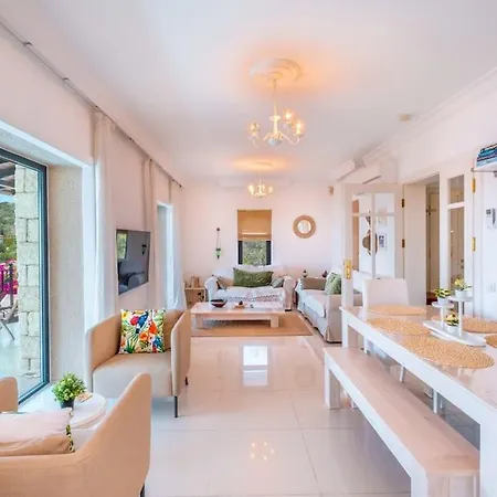 Jasmine Peninsula וילה *